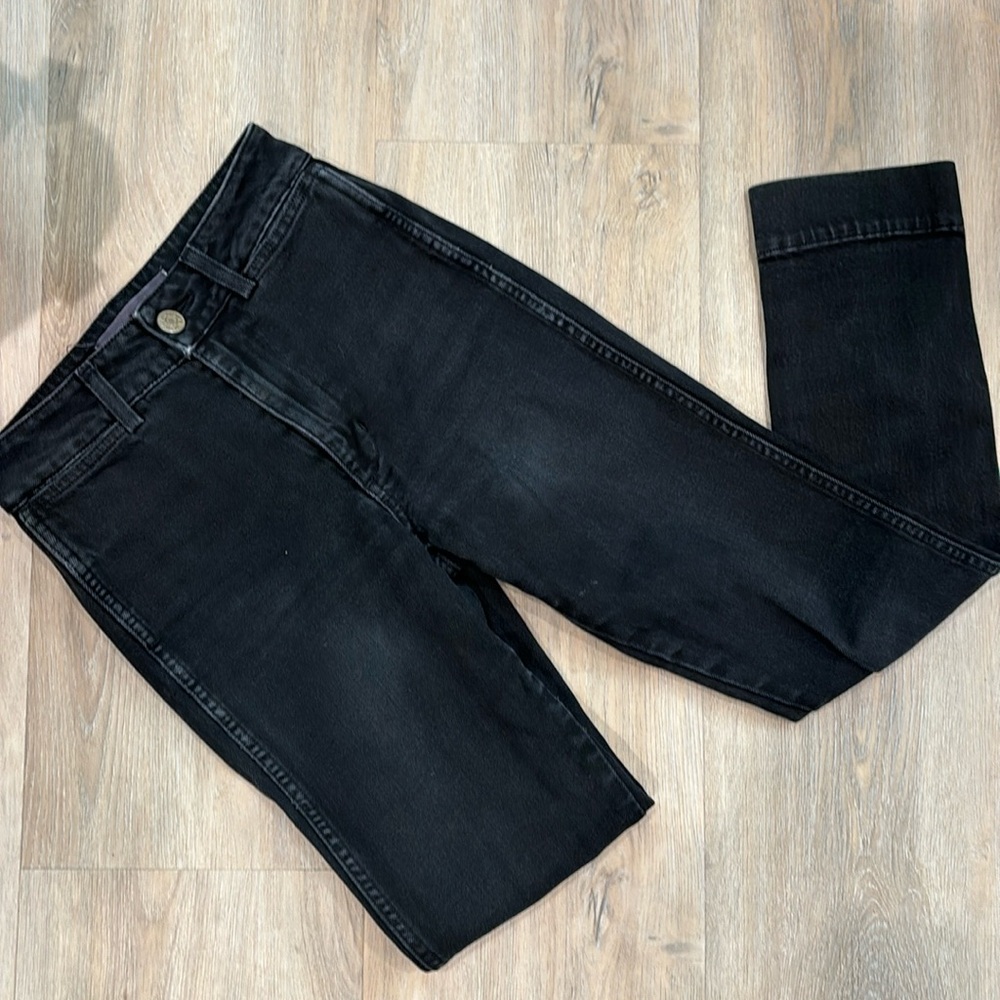 AMO BLACK FADED DENIM JEANS